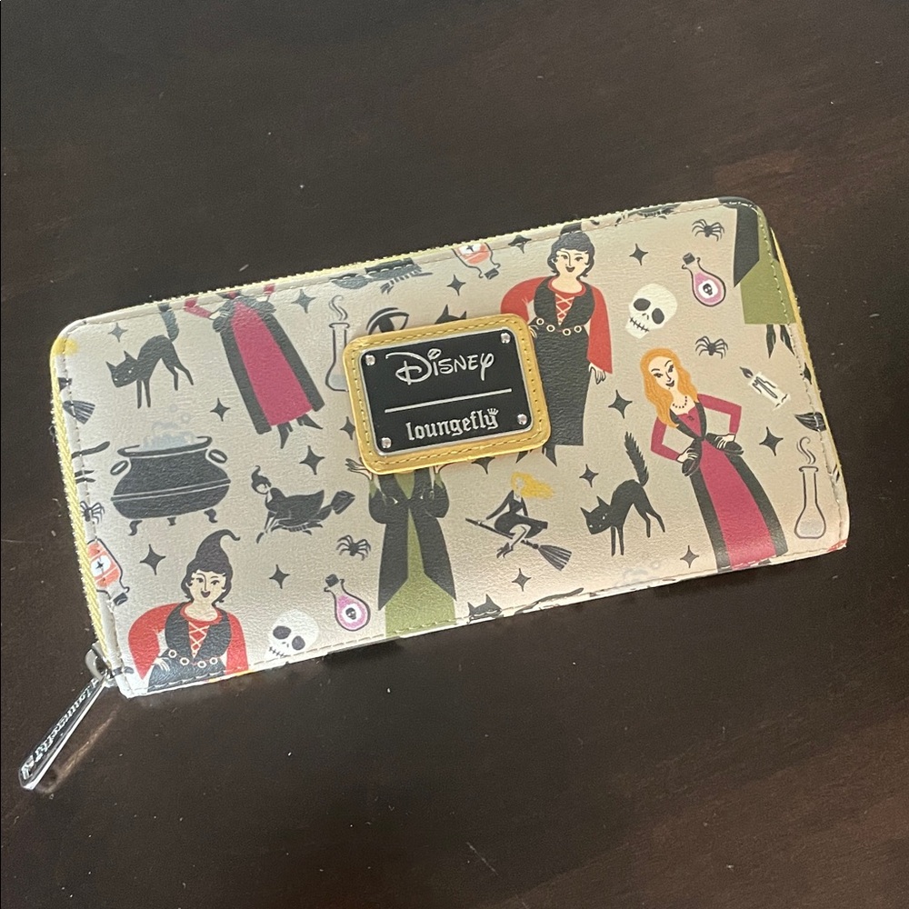 Disney Loungefly Hocus Pocus Wallet